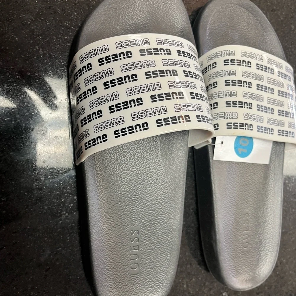 Sz Various Guess slippers